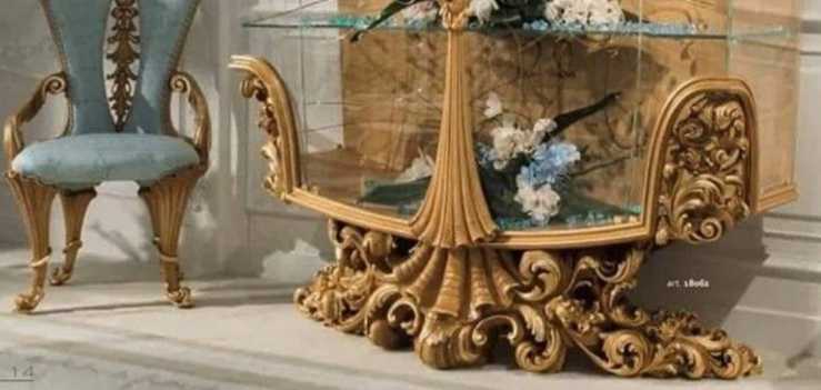 Elegant Heritage Showcase stylish furniture design