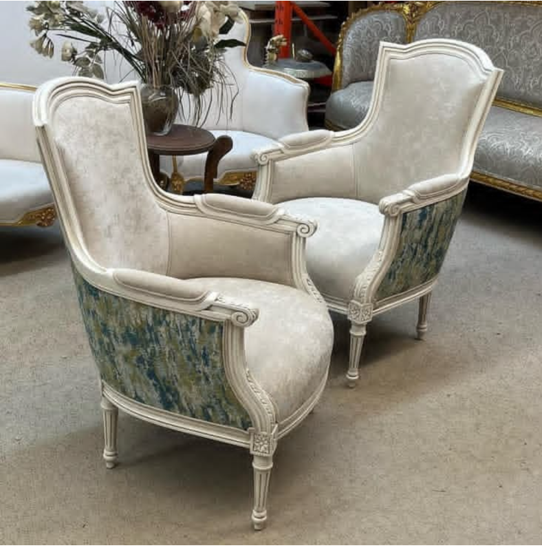 Premium bedroom chair with elegant upholstered design