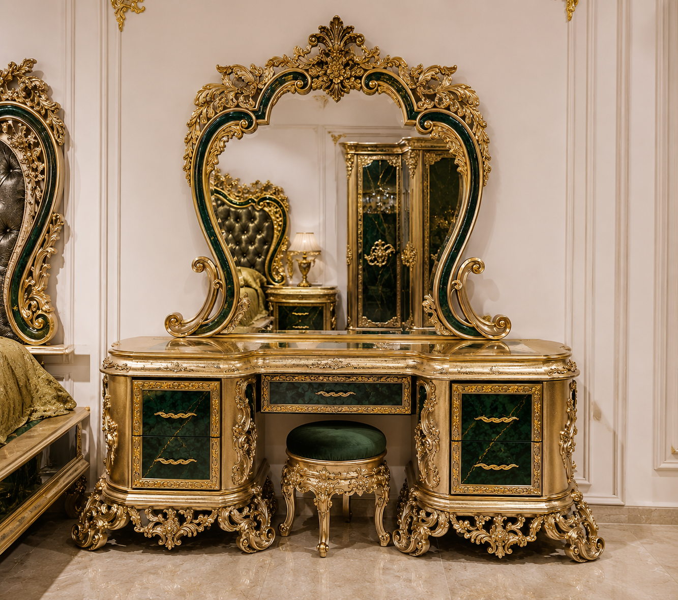 Royal Palace Bedroom Set luxury bed set