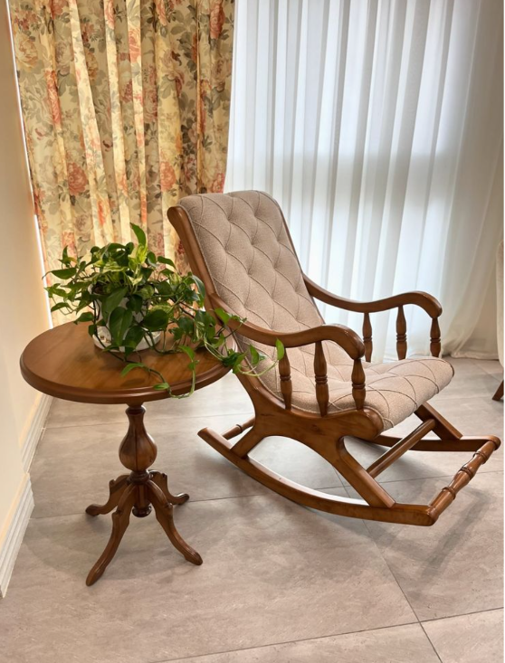 Grand Serenity rocking chair